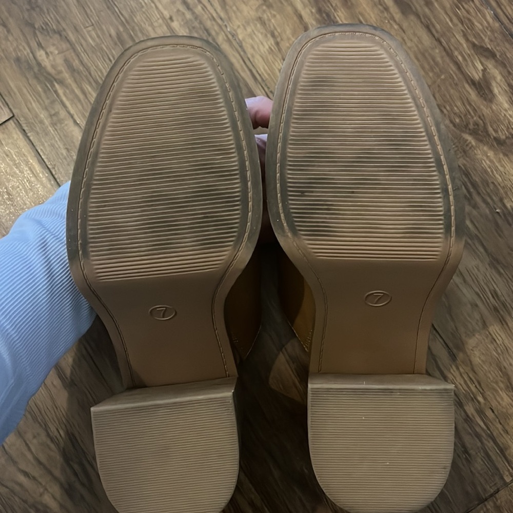 Universal Threads Clog Heels - image 3